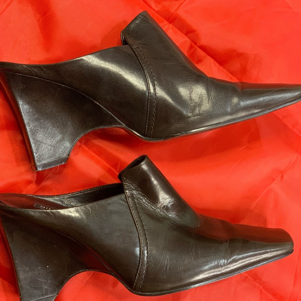 Nine West Wedge Mule